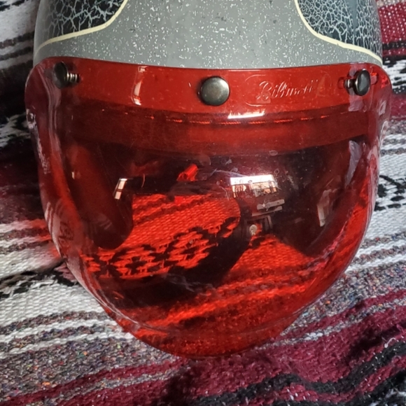 Motorcycle helmet new - Picture 2 of 4